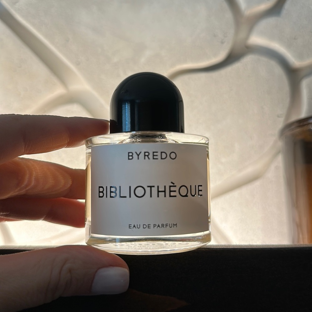 BYREDO Bibliotheque